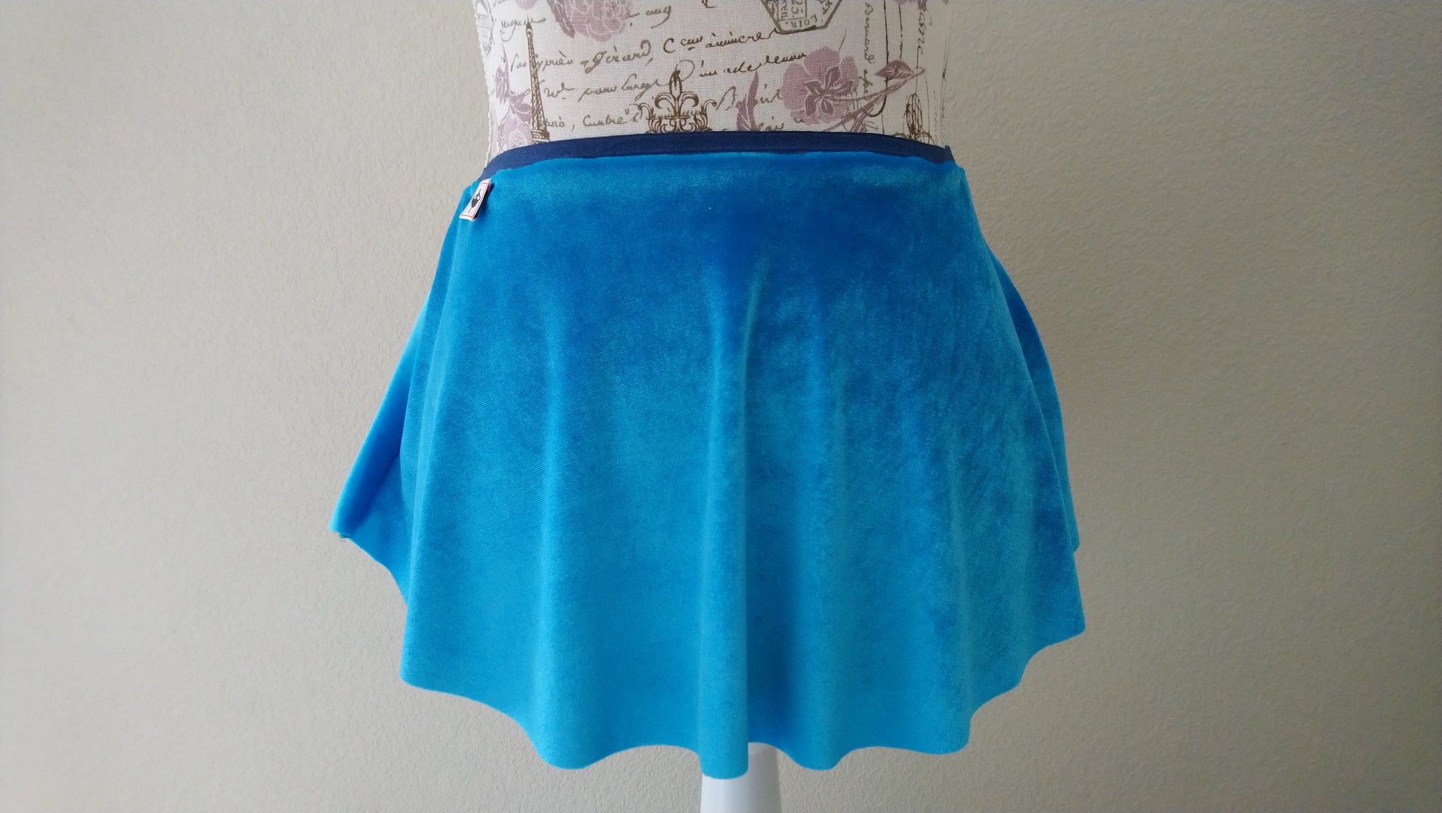 【Ocean Blue】Velvet pull-on skirt